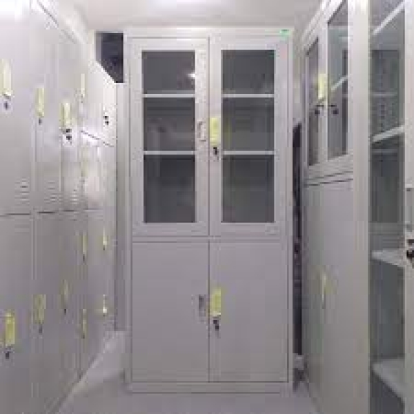 Armoire m&eacute;tallique 3